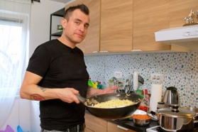 Omar Naber pripravlja zelo nevsakdanjo pojedino