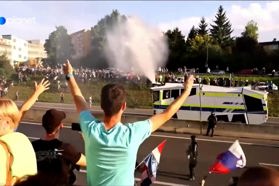 Obsodilna sodba štirim policistom, ki so državo branili pred nasilneži. In to brez glavne obravnave!